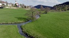 Die Schwarze Laber windet sich durch eine der schönsten Landschaften der Oberpfalz. Mit 77 Kilometern ist sie ein kleiner Fluss, der schließlich bei Sinzing in die Donau mündet. | Bild: BR / Blue Paw Artists / Marion Pöllmann