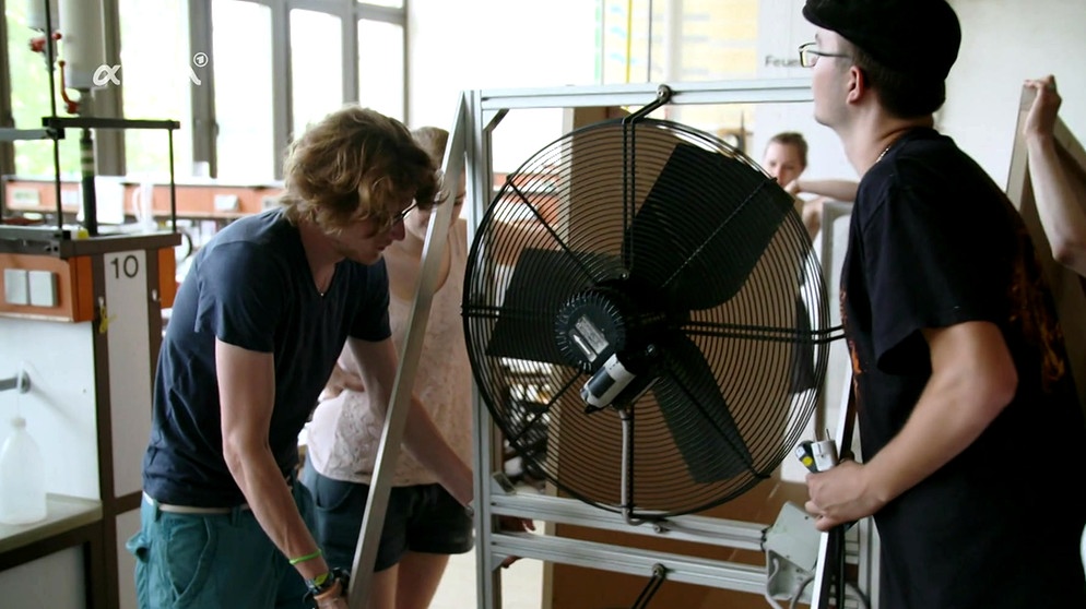 Studenten basteln einen Windkanal | Bild: Bayerischer Rundfunk