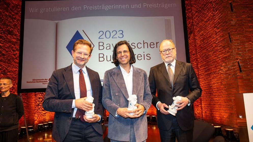 Die Preisträger (von links nach rechts): Florian Illies, Deniz Utlu, Jan Philipp Reemtsma | Bild: Yves Krier