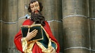 Aus Holz geschnitzte Figur des Heiligen Paulus | Bild: picture-alliance/dpa