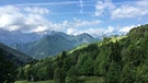 Slowenien: Panorama-Blick auf die Berge im Logartal | Bild: BR/Petra Martin