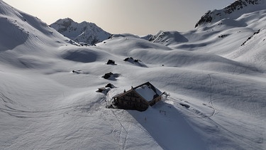 Auf der Grialetsch-Hütte im Schweizer Engadin. Die Hütte ist die 4. Station auf der Bündner Haute Route. | Bild: BR/Josef Bayer