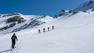 Weißes Gold und schneeweiße Steine im einsamen Binntal | Bild: BR; Folkert Lenz