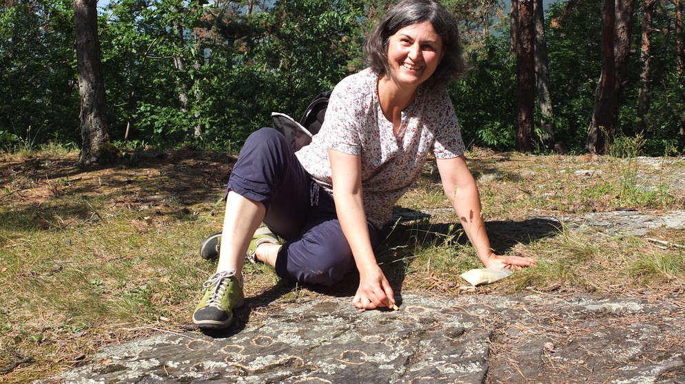 Wandern zu Hexenrutschen und Schalensteinen bei Elvas | Bild: BR; Andreas Pehl