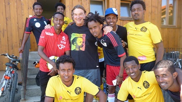 Fritz Häring und der FC Ethio. | Bild: BR/Stefan Zanev