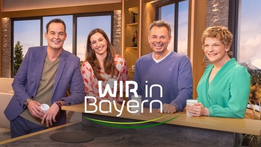 Key Visual/Cover Sendereihenbild mit Typo zu "Wir in Bayern". Lust auf Heimat: "Wir in Bayern" zeigt täglich die Vielfalt unseres Landes: gelebte Traditionen, interessante Menschen, lohnende Ausflugsziele. Dazu gibt es nützliche Tipps für den Alltag und kulinarische Schmankerl. Im Bild: das Moderatoren-Team (von links) Dominik Pöll, Andrea Lauterbach, Sandra Bouscarrut und Michael Sporer. | Bild: BR/Markus Konvalin/Montage: BR