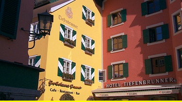 Kaum ein anderer Ort in den Alpen hat so viele Vier- und Fünf-Sterne-Etablissements wie Kitzbühel. Eines davon ist das Hotel "Tiefenbrunner". Weitere Bilder finden Sie unter www.br-foto.de. | Bild: © BR, honorarfrei - Verwendung gemäß der AGB im engen inhaltlichen, redaktionellen Zusammenhang mit genannter BR-Sendung bei Nennung "Bild: BR"