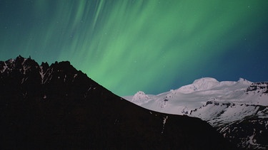 Polarlichter in einer Märznacht in Südisland. | Bild: BR/Tobias Mennle film production