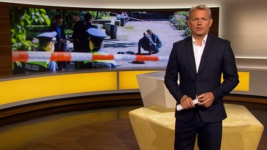 BR-Moderator Tom Meiler im Studio | Bild: BR