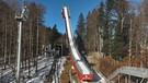 Heini-Klopfer-Schanze in Oberstdorf | Bild: BR