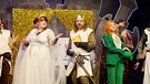  Szene aus dem Musical "Spamalot"  | Bild: BR