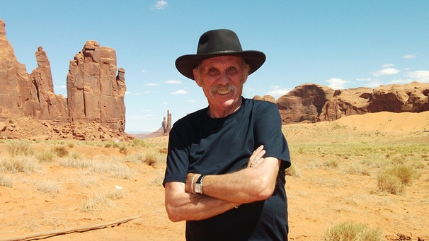  Wolfgang Stoephasius in der Wüste in Utah | Bild: Wolfgang Stoephasius