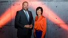 Diee Moderatoren Andreas Bachmann und Ursula Heller. | Bild: BR/Vera Johannsen