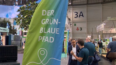 Ein Stand auf der GaLaBau-Messe in Nürnberg. | Bild: BR