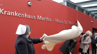 Namensgebung Fusion den beiden Krankenhäusern Martha-Maria und St. Theresien. | Bild: BR-Studio Franken