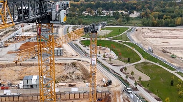 Große Baustelle für neuen Stadtteil. | Bild: BR