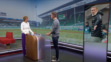 Moderatorin Julia Büchler und BR-Sportreporter Maxi Albrecht reden über das Trainer-Chaos in Fürth. | Bild: BR