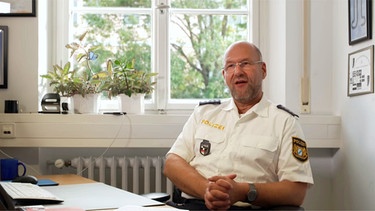 Polizist Michael Sporrer | Bild: BR