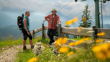 Schmidt Max, die Berge und der Bernhardiner | Bild: André Goerschel