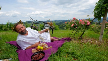 Max auf Weinreise in der Steiermark | Bild: BR/André Goerschel
