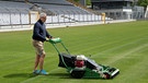 Jimmy Hartwig im 60er-Stadion. | Bild: BR/Stefan Panzner