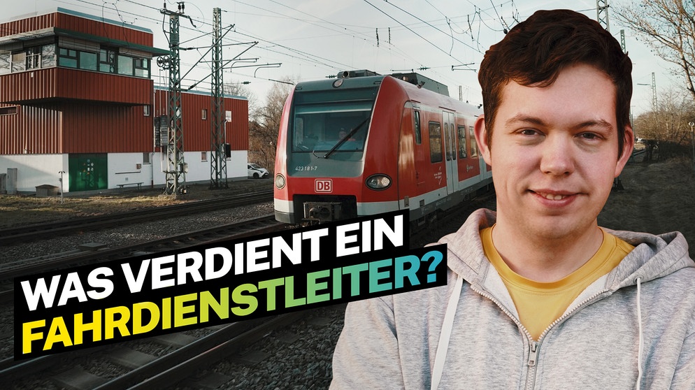 Fahrdienstleiter Alex vor Gleisen | Bild: BR/ Rebekka Markthaler