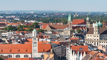 Blick auf Dom, Rathaus und Maximiliastraße in Augsburg. | Bild: BR/Johannes Hofelich