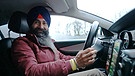 Harpinder Singh fährt Taxi in München | Bild: BR