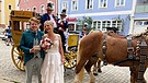 Eine Postkutsche aus dem Regensburger Museum soll ihren letzten großen Auftritt bekommen – als Hochzeitskutsche in Kallmünz. | Bild: BR /Elisabeth Leinisch