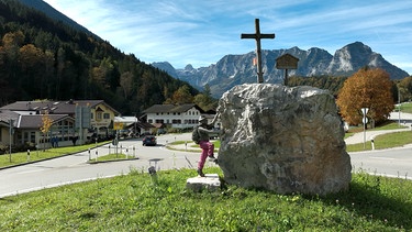 Kreisverkehre / Gipfelkreuz Ramsau | Bild: BR