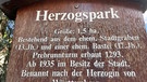 Schild "Herzogspark" | Bild: BR / Andreas Modery