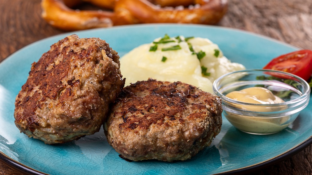 Kochtipp: Schmackhafte Fleischpflanzerl brauchen diese Zutaten ...