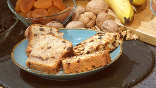 Bananenbrot und Walnuss-Frucht-Kuchen | Bild: BR