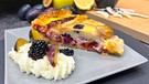 Brombeer-Zwetschgen-Kuchen | Bild:  BR / Stefanie Kühn