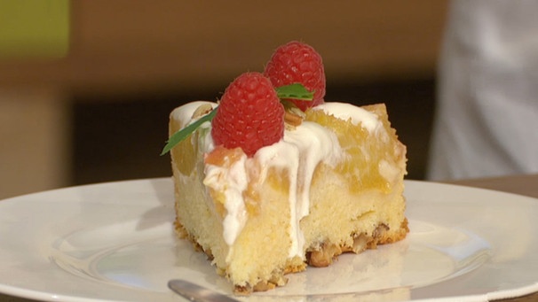 Sommerlicher Pfirsichkuchen | Bild: BR/ Wir in Bayern Sommerlicher Pfirsichkuchen | Bild: BR/ Wir in Bayern