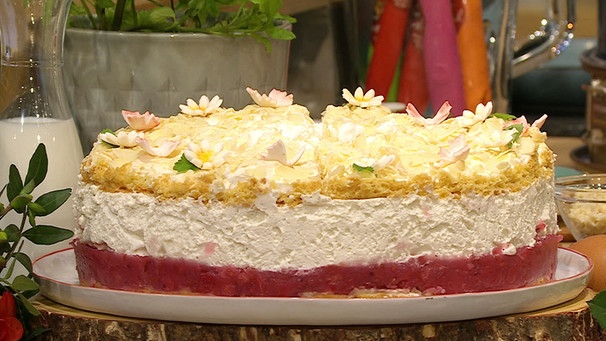 Hansen-Jensen-Torte mit Vanillesahne und Johannisbeeren | Bild: BR