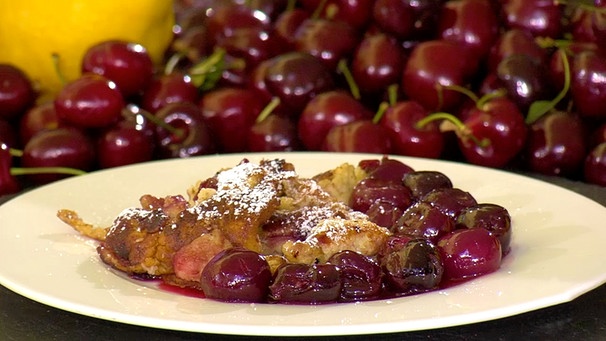 Kaiserschmarrn mit Kirschen vom Grill | Bild: BR