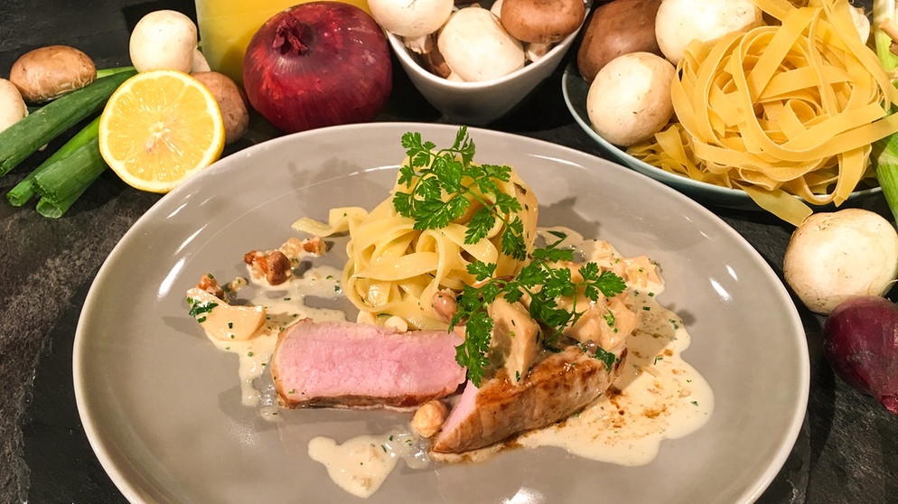 Download: Kalbsrückensteaks mit Schwammerl &amp;quot;à la Crème&amp;quot; | Rezepte | Wir ...