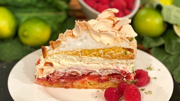 Rhabarber-Himbeer-Kuchen mit Limettensahne | Bild: BR / Ulrike Talhof