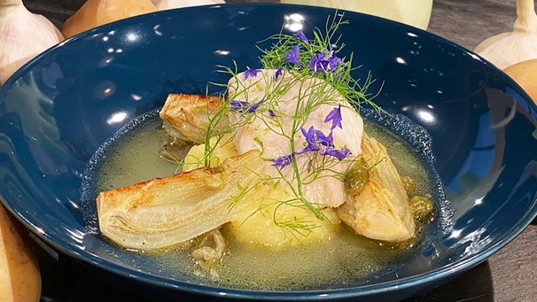 Zander mit Kartoffelstampf, Fenchel und Kapern | Bild: BR