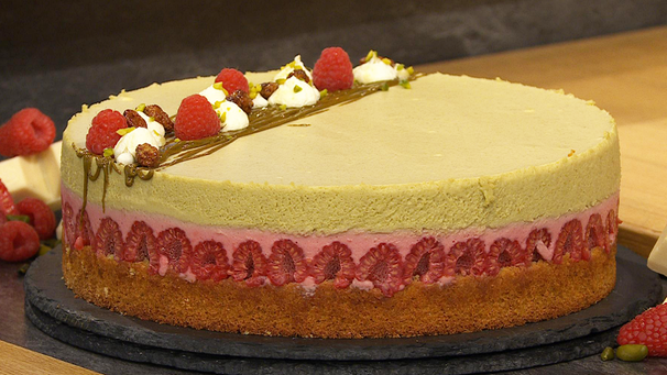 Himbeertorte mit Pistazienmousse | Bild: BR