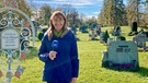 Birgit Fürst auf dem Bergfriedhof in Lindenberg im Allgäu | Bild: Frank Becht