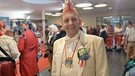 Christoph Maul ist der Sitzungspräsident der Fastnacht in Franken in Veitshöchheim. Der Kabarettist, Comedian und Moderator ist international bekannt. | Bild: BR / Iris Tsakiridis