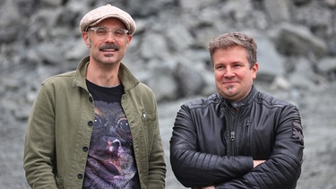 Volker Klüpfel (l) und Michael Kobr, Autorenduo der "Kluftinger-Krimis" | Bild: picture alliance/dpa | Karl-Josef Hildenbrand