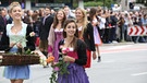 Mädels im Dirndl | Bild: BR/Markus Konvalin