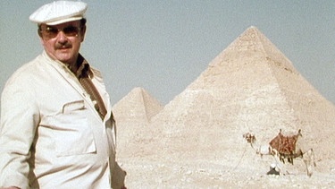 Walter Sedlmayr vor Pyramidenpanorama | Bild: BR