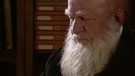 Charles Darwin (Manfred Eibisch) schreibt seine Autobiographie. | Bild: BR/INTER/AKTION GmbH