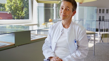 Prof. Dr. Antje Hähner von der Uniklinik Dresden betreut Patienten in der Riech- und Schmeck-Sprechstunde. | Bild: BR/south & browse GmbH