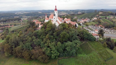 Das steirische Vulkanland rund um die Bezirke Südoststeiermark, Hartberg-Fürstenfeld und Weiz ist eine stark von örtlichen Traditionen geprägte Region. | Bild: ORF/Clever Contents