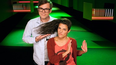 Clarissa und Ralph beschäftigen sich heute mit dem Thema "Wissen ist nicht doof". | Bild: WDR/Thorsten Schneider